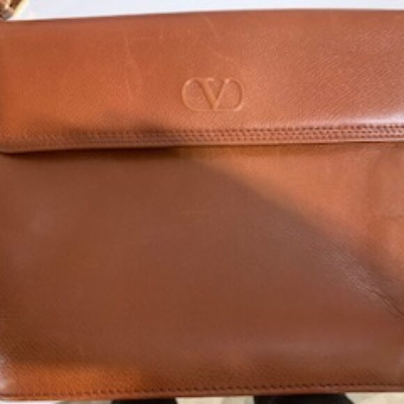 Valentino Garavani Vintage Shoulder Bag - Picture 4 of 9